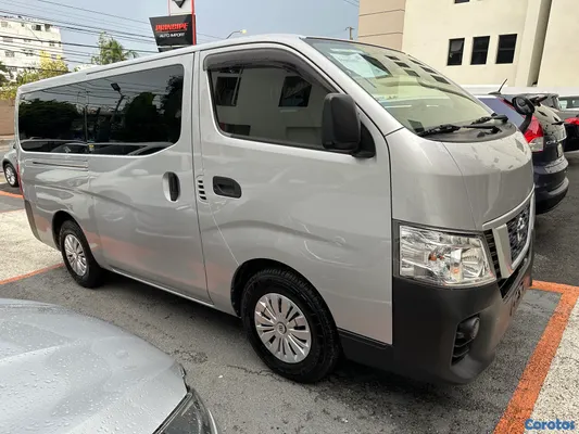 2019 Nissan NV — foto 2 / 8