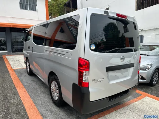 2019 Nissan NV — foto 5 / 8