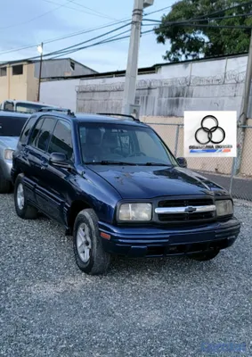 2002 Chevrolet Tracker — foto 2 / 9