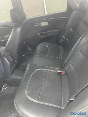 2011 Hyundai Grandeur — foto 6 / 10