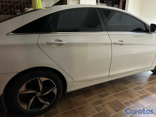 2019 Hyundai Sonata — foto 4 / 12