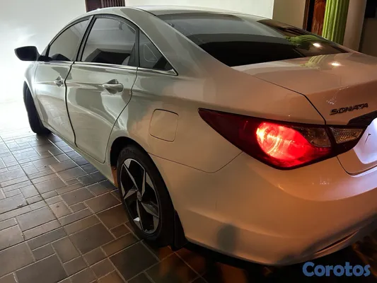 2019 Hyundai Sonata — foto 6 / 12