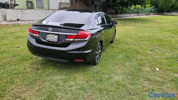 2015 Honda Civic — foto 6 / 12