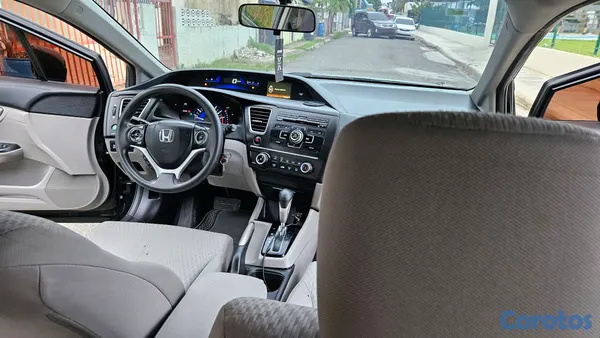 2015 Honda Civic — foto 7 / 12