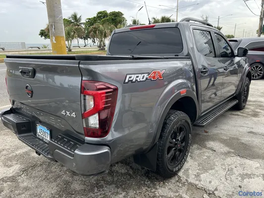 2023 Nissan Frontier — foto 4 / 10
