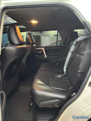 2021 Toyota 4 Runner — foto 9 / 10
