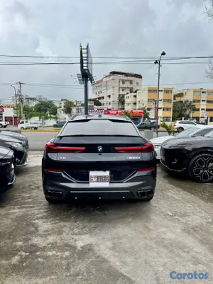2024 BMW X-6 M60I — foto 7 / 13