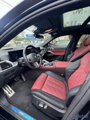 2024 BMW X-6 M60I — foto 9 / 13