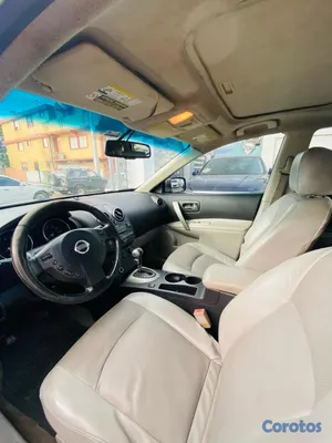 2010 Nissan Rogue — foto 9 / 14