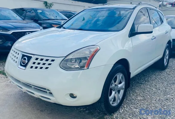 2010 Nissan Rogue — foto 11 / 14
