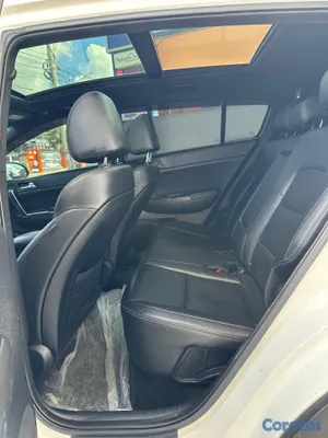 2020 Kia Sportage — foto 7 / 10