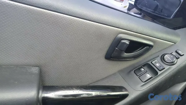 2017 Hyundai Grand Starex — foto 7 / 8