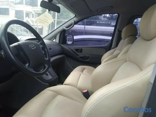 2017 Hyundai Grand Starex — foto 8 / 8