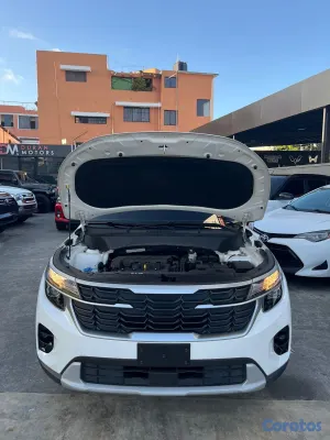 2025 Kia Seltos — foto 9 / 9