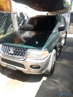 2001 Mitsubishi Montero — foto 5 / 11