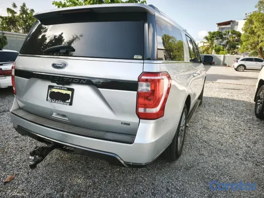 2018 Ford Expedition — foto 8 / 9