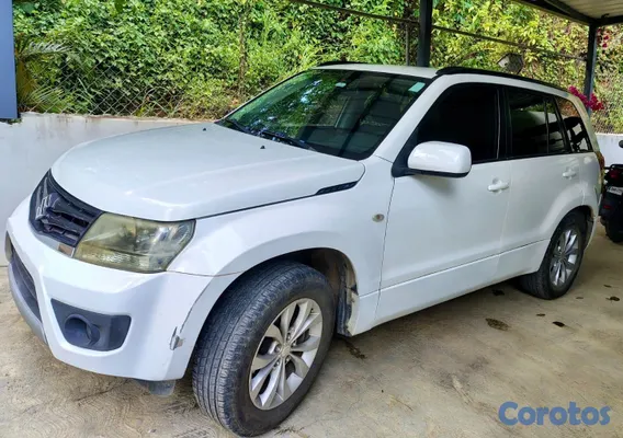 2014 Suzuki Grand Vitara — foto 4 / 6