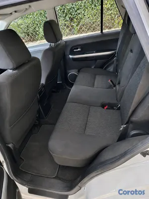 2014 Suzuki Grand Vitara — foto 5 / 6