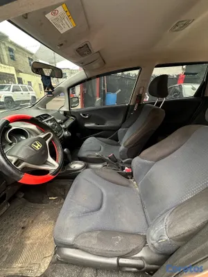 2010 Honda Fit — foto 5 / 7