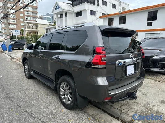 2019 Toyota Land Cruiser Prado — foto 3 / 13