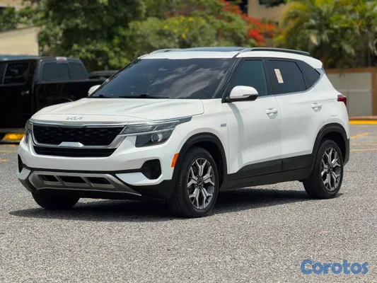 2022 Kia Seltos — foto 2 / 10