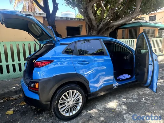 2020 Hyundai KONA — foto 5 / 11