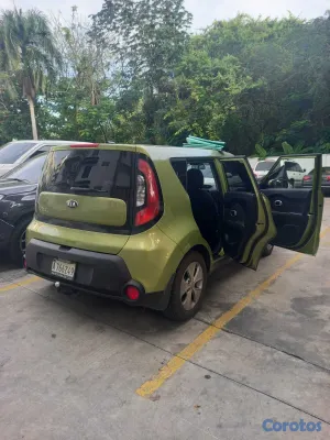 2014 Kia Soluto — foto 3 / 8