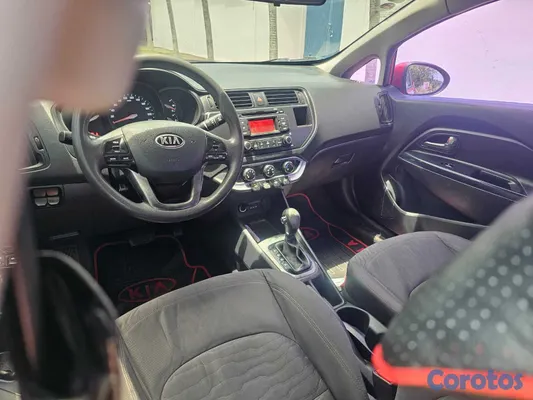 2015 Kia Rio — foto 2 / 8
