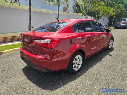 2015 Kia Rio — foto 6 / 8