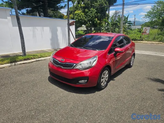 2015 Kia Rio — foto 7 / 8