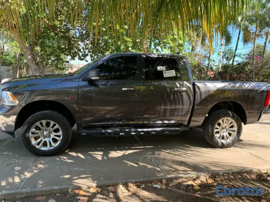 2017 Dodge Ram — foto 5 / 10