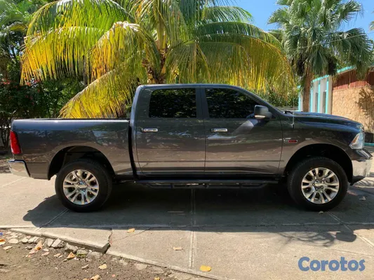 2017 Dodge Ram — foto 10 / 10