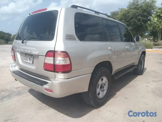 2000 Toyota Land Cruiser — foto 4 / 11