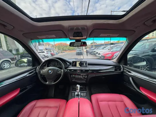 2014 BMW X5 — foto 8 / 10