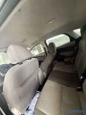 2012 Ford Focus — foto 16 / 17