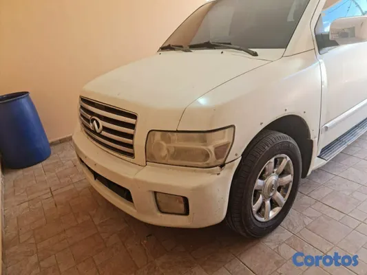 2006 Infiniti Qx-56 — foto 6 / 8