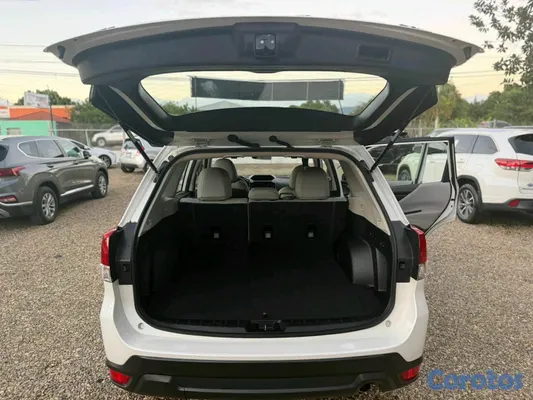 2020 Subaru Forester — foto 8 / 10