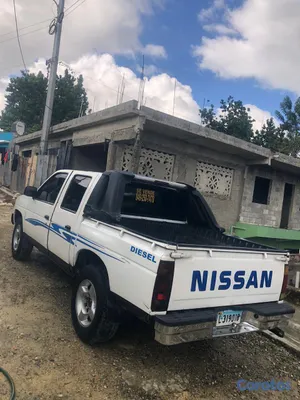 1998 Nissan Urvan — foto 2 / 7
