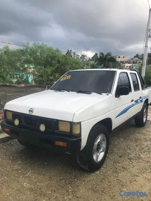 1998 Nissan Urvan — foto 3 / 7