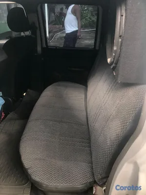 1998 Nissan Urvan — foto 4 / 7