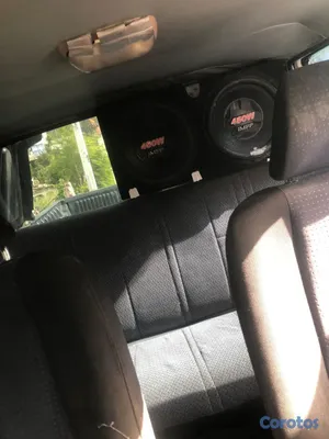 1998 Nissan Urvan — foto 6 / 7