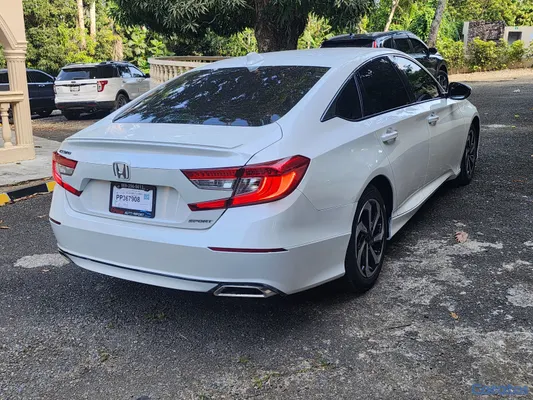 2020 Honda Accord — foto 5 / 10