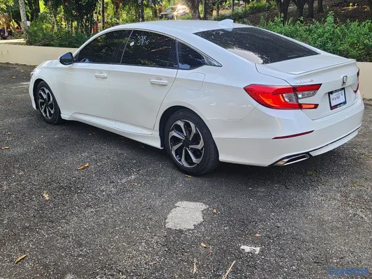 2020 Honda Accord — foto 6 / 10