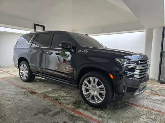 2023 Chevrolet Tahoe — foto 2 / 8