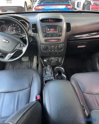 2014 Kia Sorento — foto 4 / 9