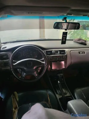 1999 Honda Accord — foto 4 / 6