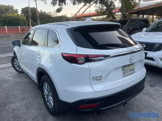 2016 Mazda CX-9 — foto 5 / 9