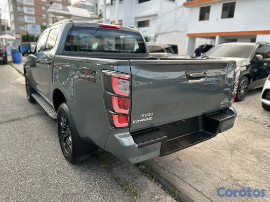 2027 Isuzu Dmax — foto 4 / 10