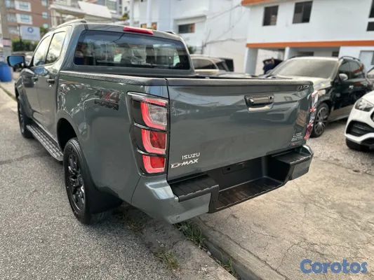 2027 Isuzu Dmax — foto 5 / 10