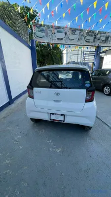 2019 Toyota Pixis — foto 5 / 10